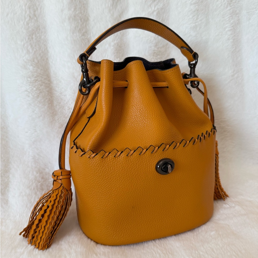 Coach Lora Bucket Bag Drawstring Purse - Picture 4 of 12